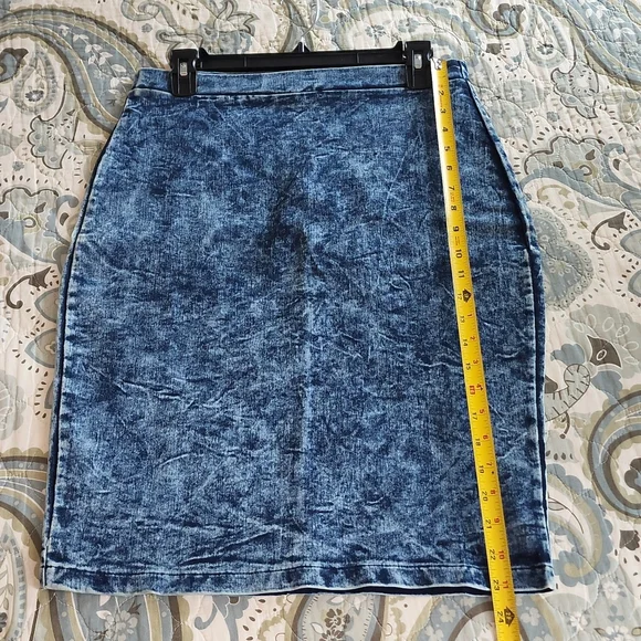 Women jeans skirt - Picture 4 of 5